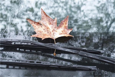 刮不干净、异响，怎么清理雨刮器？这些小问题不能忽视！图2