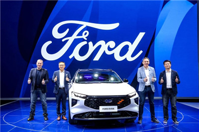 搭12.3＋27英寸巨幅屏幕 福特EVOS上海车展全球首发图1