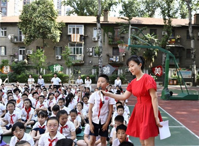 王庭德读书分享会在西北大学附属小学举办