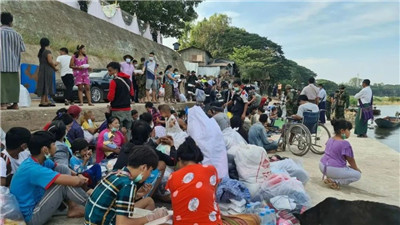 泰国边境避难营关停，多数缅籍难民暂居江边地区图3