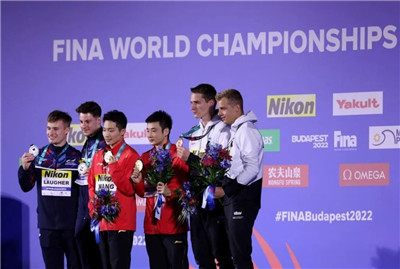 中国跳水迎来开门红，曹缘/王宗源夺得男双3米板冠军