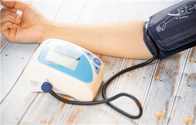 血压正常值是多少？很多人都错了，非药物控制血压方法有哪些
