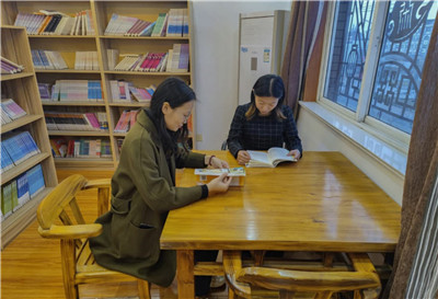 腹有诗书气自华，海青举办2022年青岛市全民阅读大会读书活动