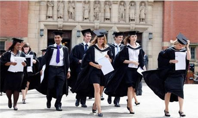 英国留学一年制硕士的费用是多少