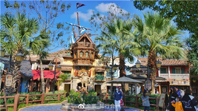上海境内的亲子游乐园可多了，给份来上海游玩的游乐园行程推荐图1