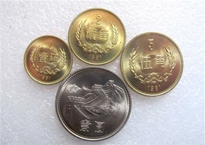 这种硬币是硬币里最值钱的，是收藏硬币的必备品种