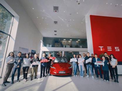 Model 3焕新版乌鲁木齐首登场！来看到底有多“新”！图2