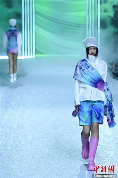 中国国际时装周：D.MARTINA QUEEN 24春夏系列时装发布图2