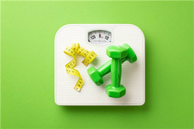 运动减肥效果为何有限？新研究：练得越多生活越懒